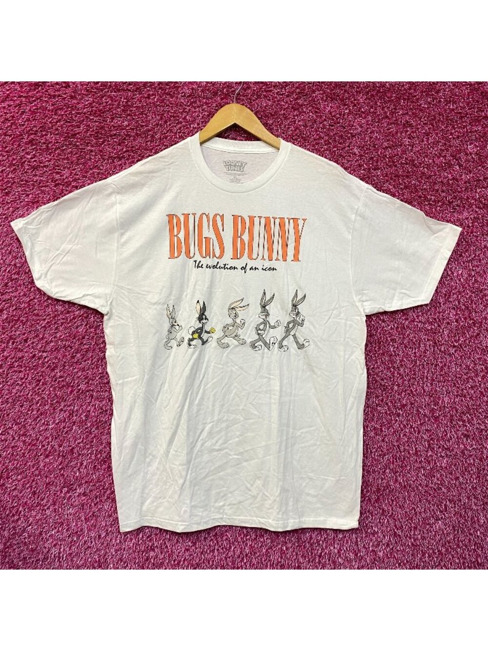Looney Tunes Bugs Bunny Evolution of an Icon Tshirt size Extra Large